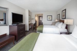 Holiday Inn Scottsdale North- Airpark by IHG
