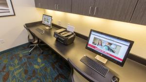 Candlewood Suites Overland Park W 135th St by IHG