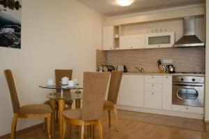 Green Fort Noks Apartments