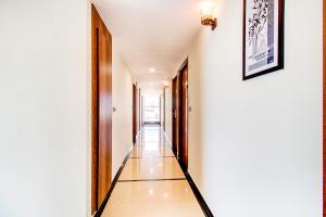 FabHotel The Royal Suites - Nr Gopalan innovation mall