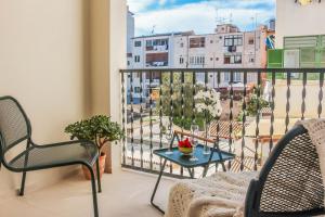 Apartment with Balcony room in The Boc Suites