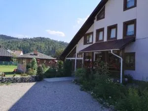 Casa Gotika - Strîmtura