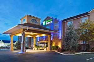 Holiday Inn Express Hotel & Suites Alcoa Knoxville Airport by IHG - 2hvězdičkové hotely ve městě Alcoa