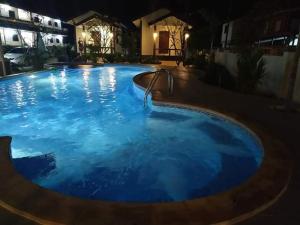 SUNRAY Guesthouse สุนันท์บ้านพักริมคลอง