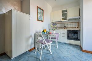 Aquamarine Apartment