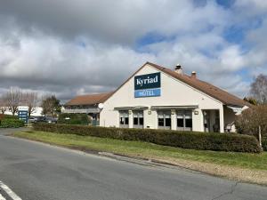 Hotels Kyriad Chateauroux - Saint-Maur : photos des chambres