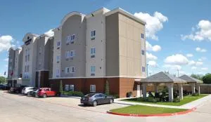 Candlewood Suites Bay City by IHG - Midfield