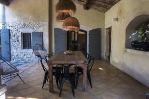 Villas MAS SAINT GEORGES DE L'ORATOIRE : photos des chambres