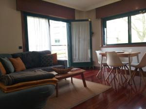 Apartamento completo con parking privado y WiFi en San Roque