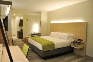 Holiday Inn Express & Suites Price by IHG