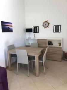 SOLMAR GREGAL & XALOC