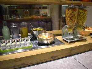 Hotels ibis Budget Arles Palais Des Congres : photos des chambres