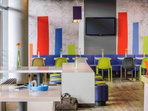 Hotels ibis Budget Courbevoie Paris La Defense : photos des chambres