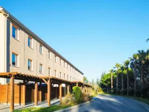 Logis Hôtel de Port d'Alon - St Cyr sur Mer - 拉卡迪埃达聚