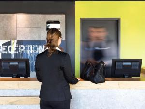 Hotels Ibis Budget Orly Chevilly Tram 7 : photos des chambres