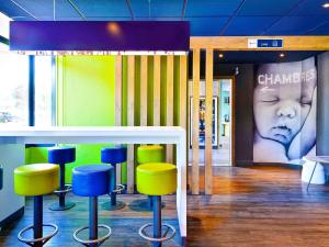 Hotels Ibis Budget Orly Chevilly Tram 7 : photos des chambres