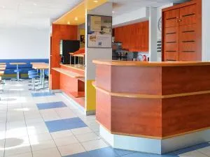 Ibis budget Orléans Sud Comet - 博让西