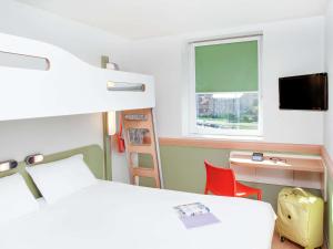 Hotels ibis Budget Clermont Ferrand Centre Montferrand : photos des chambres