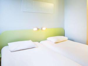 Hotels ibis budget Thonon Les Bains : Chambre Triple avec 1 Lit Double et 1 Lit Superposé