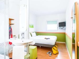 Hotels ibis budget Saint-Quentin Centre Gare : photos des chambres