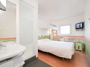 Hotels ibis budget Amberieu en Bugey/Chateau Gaillard A42 : photos des chambres