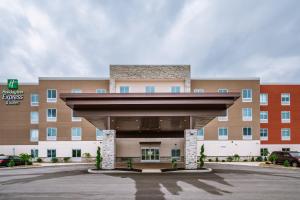 Holiday Inn Express & Suites- South Bend Casino by IHG