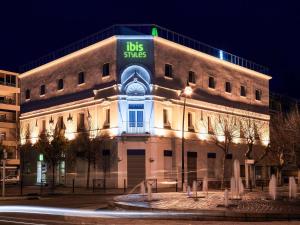 Hotels Ibis Styles Hyeres Rooftop & Spa : photos des chambres