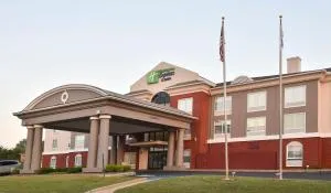 Holiday Inn Express Hotel & Suites Selma by IHG - Camden