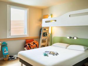 Hotels ibis budget Saint Quentin Yvelines - Velodrome : photos des chambres