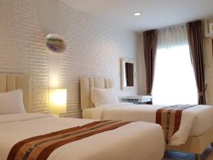 Chuchaiburi Sri Amphawa