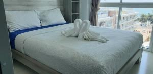 Grandblue condominium Room 606