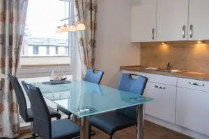 Haus Meeresglück Seemuschel (links) - Dahme