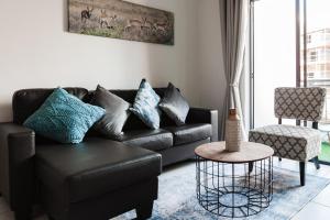 Alimama Spaces: The Mansons Blyde