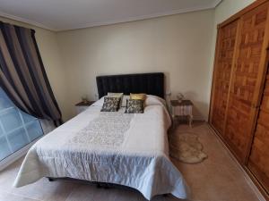 VILLA DE LUJO CON PISCINA PRIVADA, JACUZZI y BARBACOA