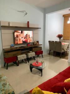 Apartamento COPANEMA Reformadíssimo no Posto 6, VENHAM