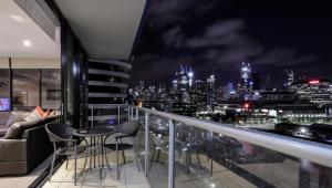 AKOM AT Docklands