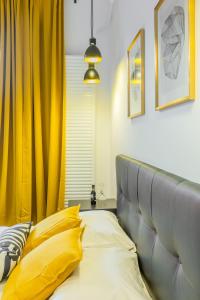 CHÂTEAU: Upscale Suites in Bucharests Historical Center!