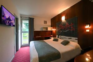 Hotels Logis Hotel Horus Restaurant Les Bruyeres : photos des chambres