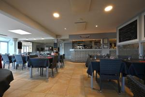 Hotels Logis Hotel Horus Restaurant Les Bruyeres : photos des chambres