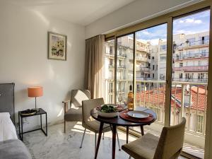 Nestor&Jeeves - BERLIOZ SUITE - Downtown - Close beaches