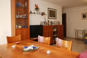 AT061 Cerca del centro, con piscina y a 5 min de la playa