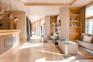 Somewhere Vouliagmeni