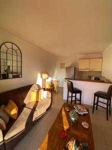 Charmant 2 Pièces Vue sur Mer et MONTE-CARLO à ROQUEBRUNE CAP MARTIN