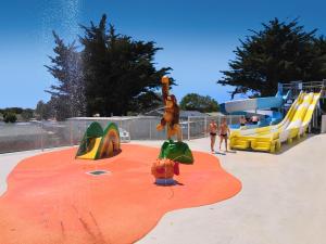 Camping Le Brandais photo 15