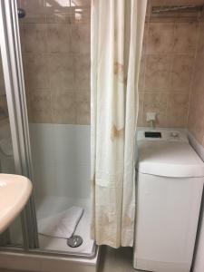 Ostseekoje Timmendorfer Strand , Parkplatz , 100 m zum Strand