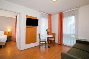 Appart'hotels Sejours & Affaires Nantes La Beaujoire : photos des chambres