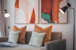 Tu Escapada Urbana - Plaza de Castilla III, Diseño y Localización