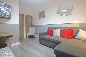 Panton Road - Modern Classic Terrace