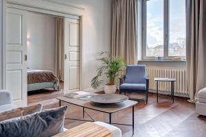 Vilnius Apartments & Suites - Gedimino avenue