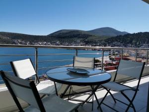 Sea breeze holiday apartment - Ubytování bez kategorie ve městě Amfilochía